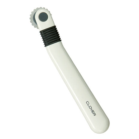 Clover Tracing Wheel - Blunt Edges